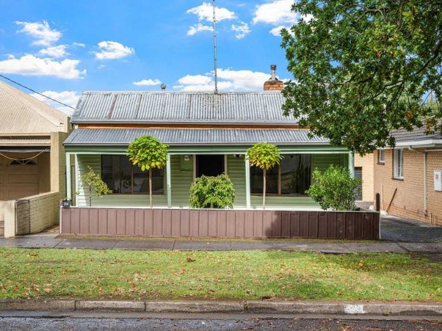 House for sale in Hamilton, Victoria