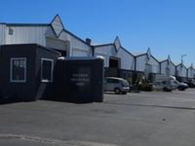 Commercial for rent in Western Cape