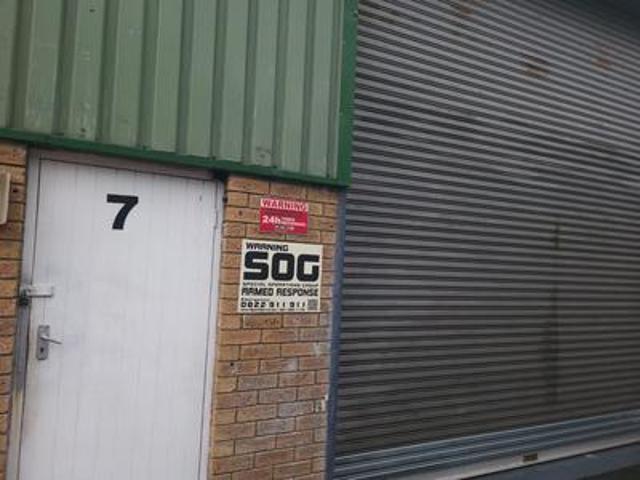 Commercial for rent in Parow, Western Cape