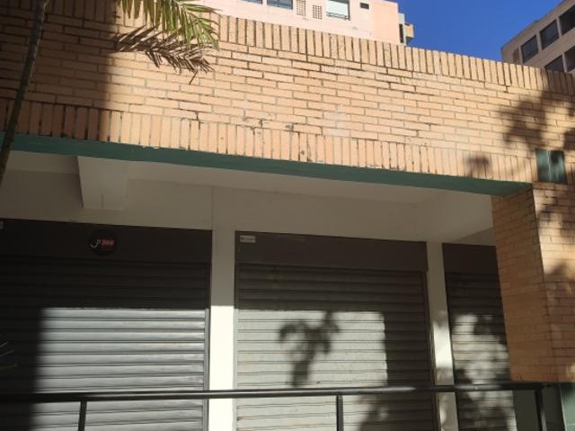 Local Comercial en venta en Barrio 19 de Abril, Valencia