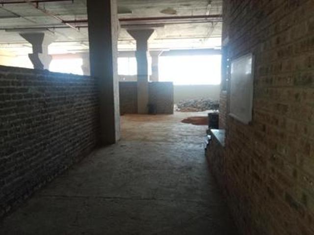 Commercial for rent in Vosloorus, Gauteng