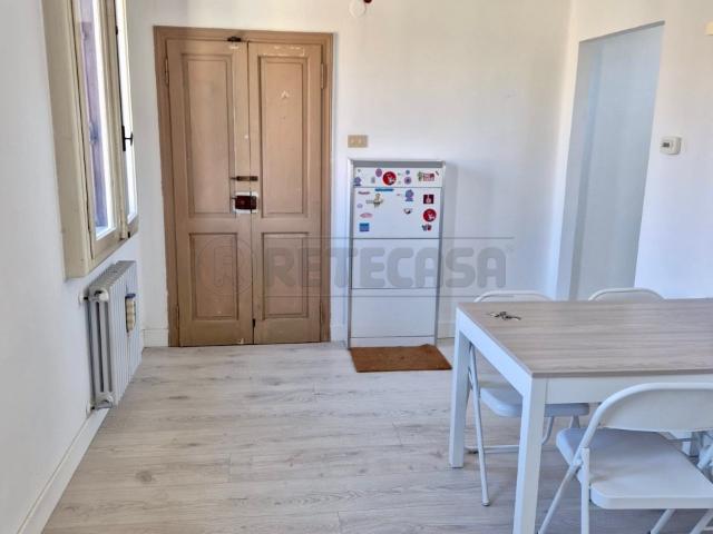 Appartamento in affitto a Zugliano, Veneto
