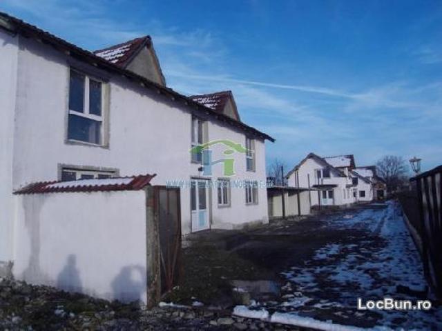 Cabană vânzări în Romani