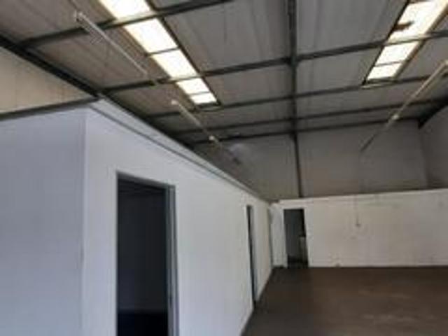 Commercial for rent in UMhlathuze Municipality, Kwazulu-natal