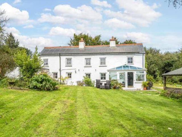 House for sale in Lamellion, Cornwall