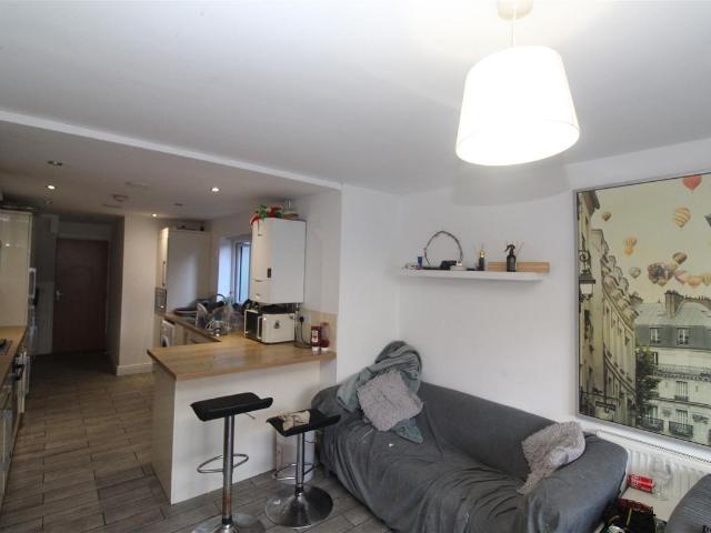 Apartment for rent in Falcon Lodge, Wales
