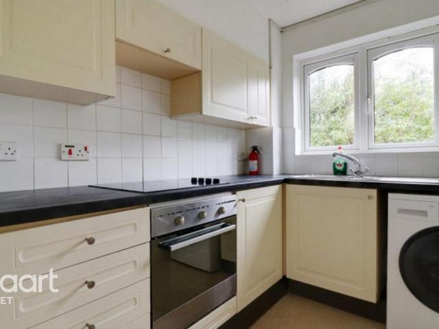 Apartment for rent in Fleet, Hart