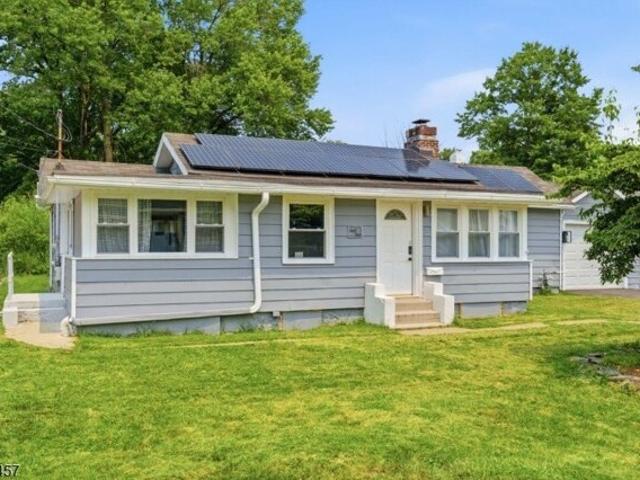 House for sale in Parsippany, New Jersey