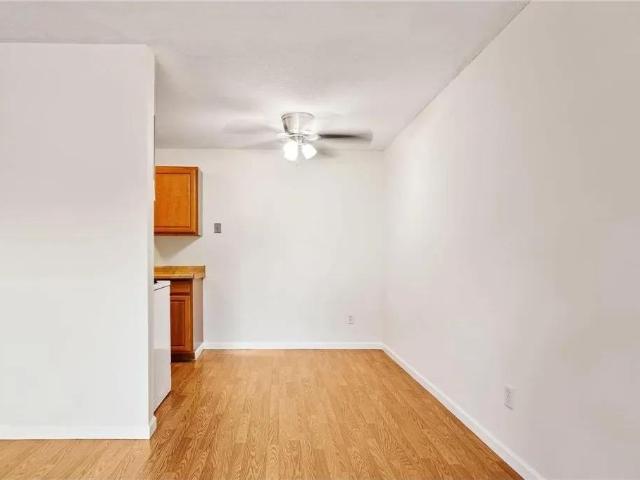 Apartment for rent in Hennepin, Minnesota