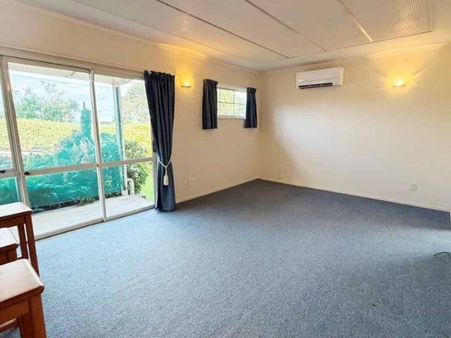 House for rent in Whangaparaoa, Oroua County