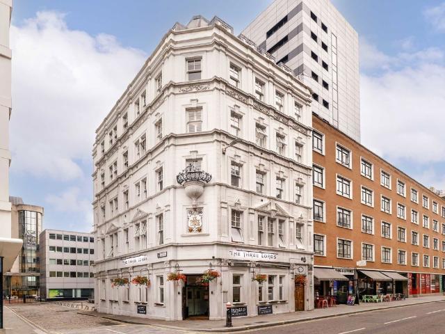 Apartment for rent in Aldgate, Lyons