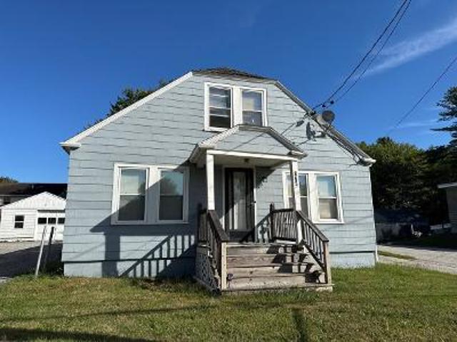 House for sale in Auburn, Maine