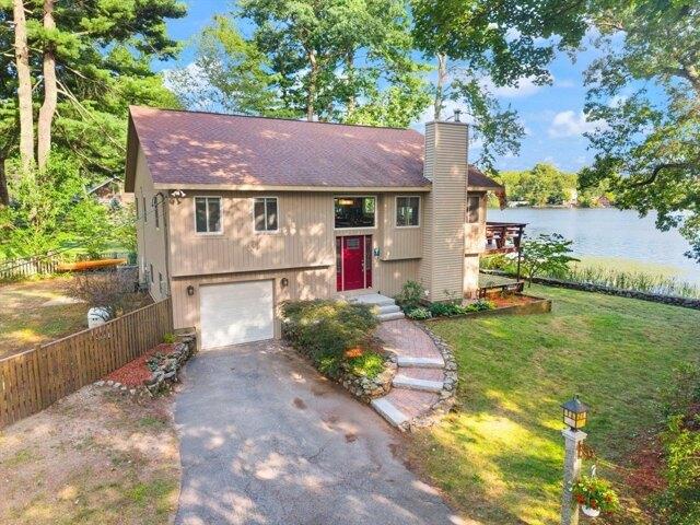 House for sale in Chelmsford, Massachusetts