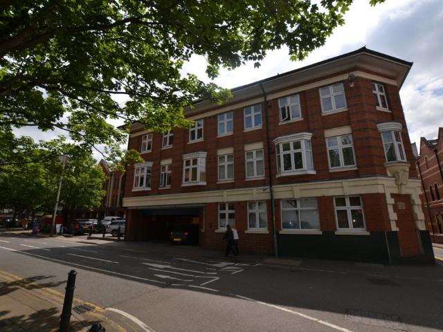 Apartment for rent in Bede Island, Old Wharf