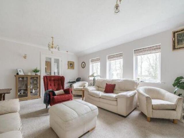 House for sale in Brayford, Lincolnshire