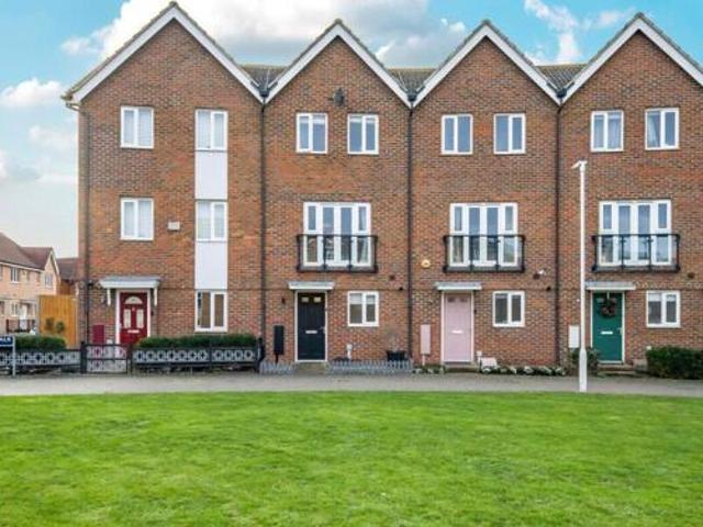 House for sale in Sheerness, Oad Street