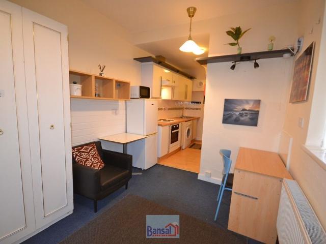 Apartment for rent in Spon End, West Midlands