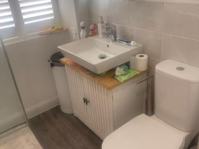 Room for rent in Bowerhill, Melksham