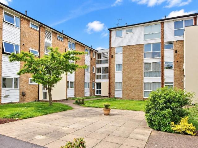 Apartment for rent in London Borough of Enfield, Greater London