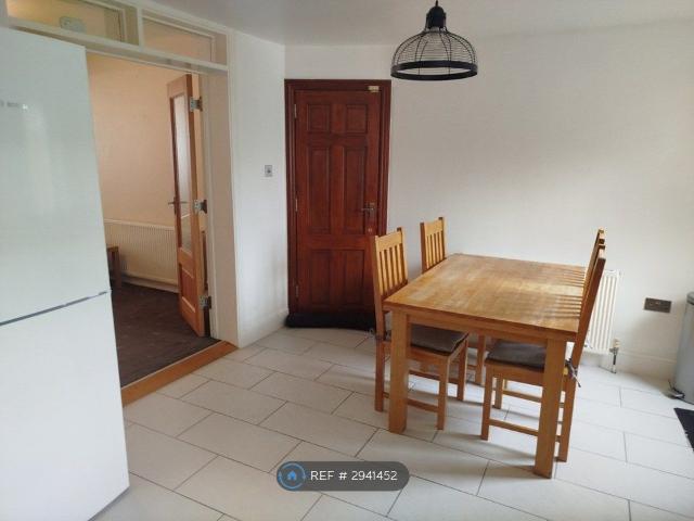 House for rent in Yeading, Greater London