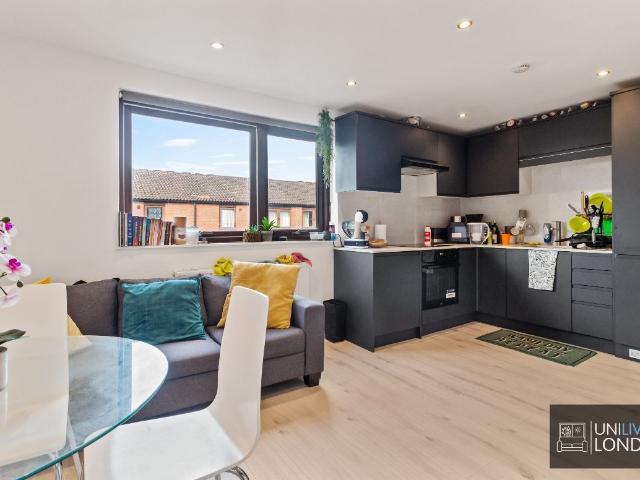 Apartment for rent in West Hampstead, Greater London