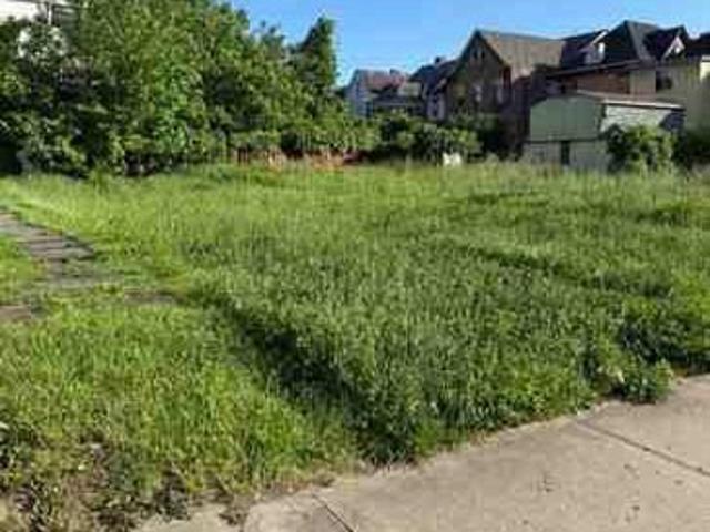 Land for sale in Pittsburg, Pennsylvania
