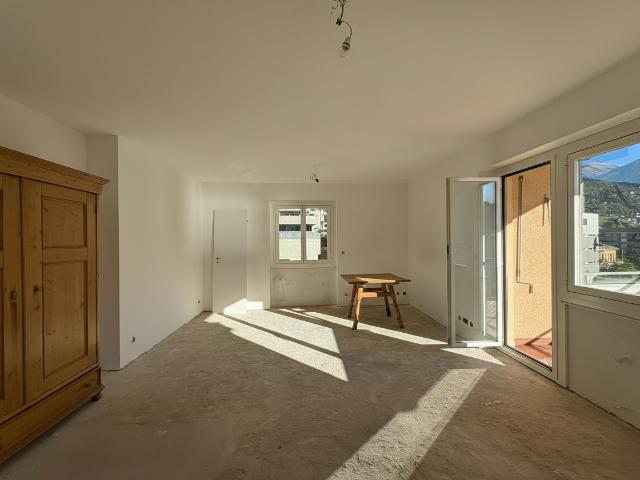 Wohnung kaufen in Minusio, Tessin