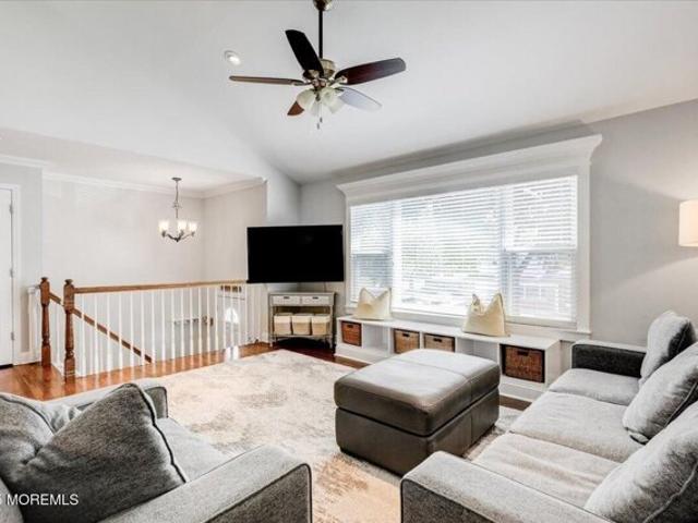House for sale in Hazlet