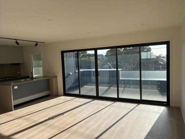 Townhouse for rent in Camerons Creek, Victoria