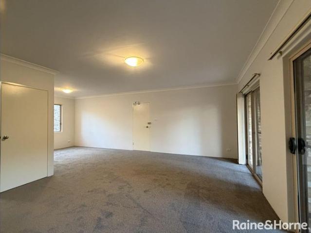 House for rent in Wollongong West, New South Wales