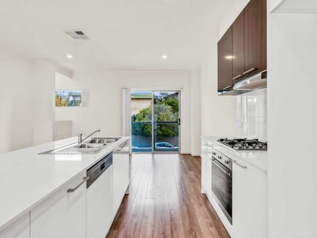 Townhouse for rent in Horseshoe Creek, South Australia