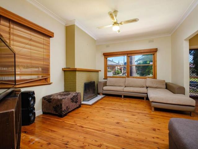 Townhouse for rent in East Albury, Albury