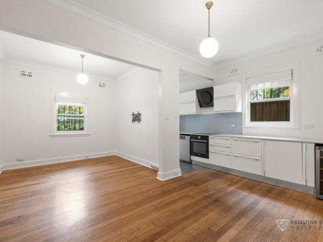 Apartment for rent in Seven Ways, Sydney
