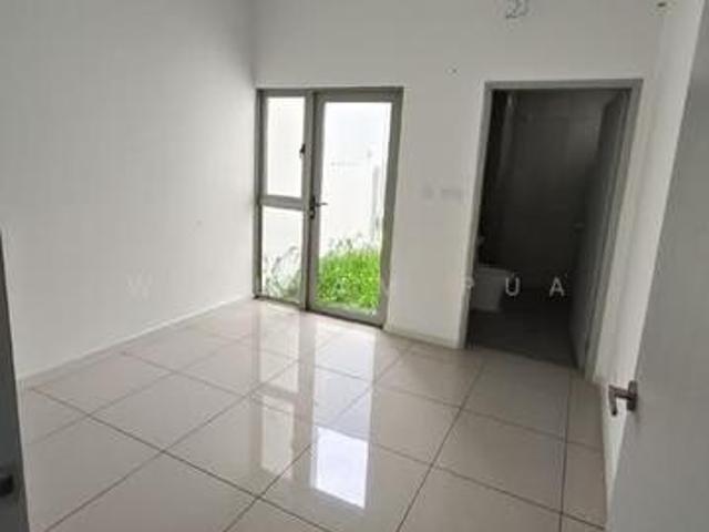 Terraced House for rent in Tanjong Sepat, Selangor