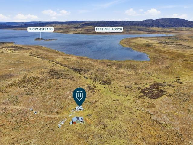 Cottage for sale in Little Pine Lagoon, Tasmania