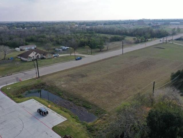 Land for sale in Victoria Land for sale in Victoria