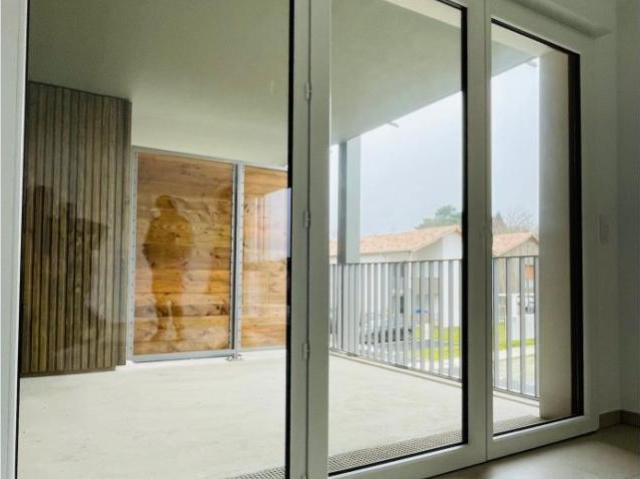 Appartement vente à France métropolitaine, Mios