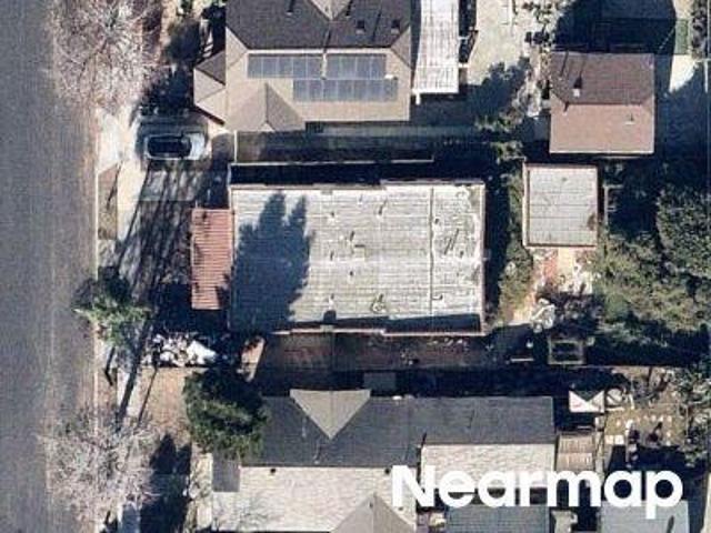 House for sale in Long Beach
