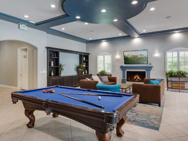 Apartment for rent in Golden Triangle, Los Angeles