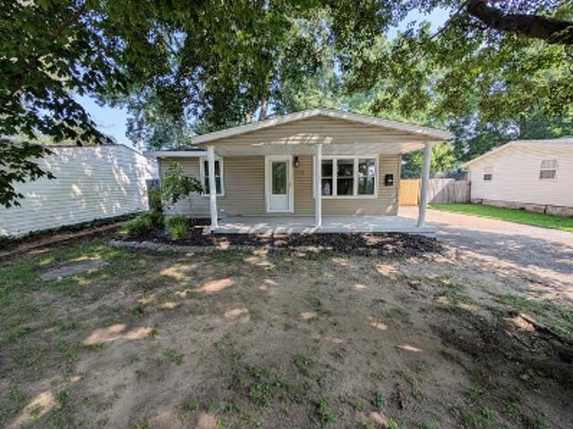 House for sale in East Saint Louis, Illinois