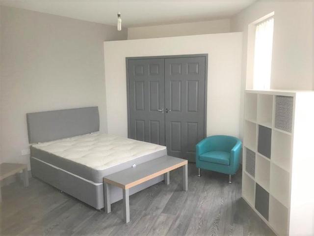 House for rent in Nangreaves, Wales