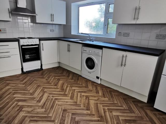 Apartment for rent in Nangreaves, Wales