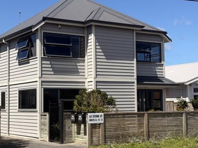 House for rent in Seatoun Heights, Wellington