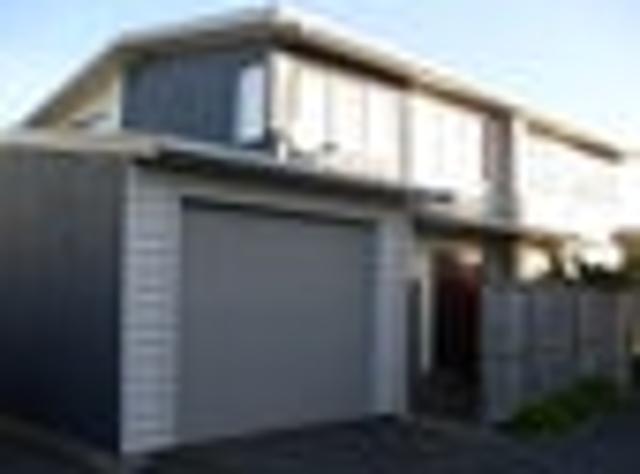 Townhouse for rent in Matata, Wellington