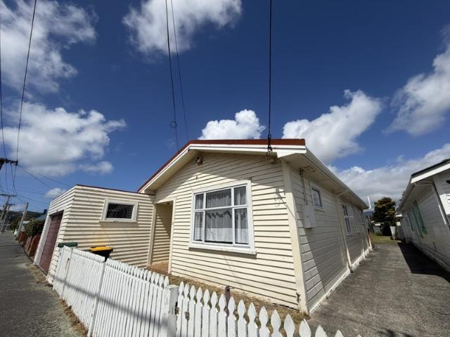 House for rent in Matata, Wellington