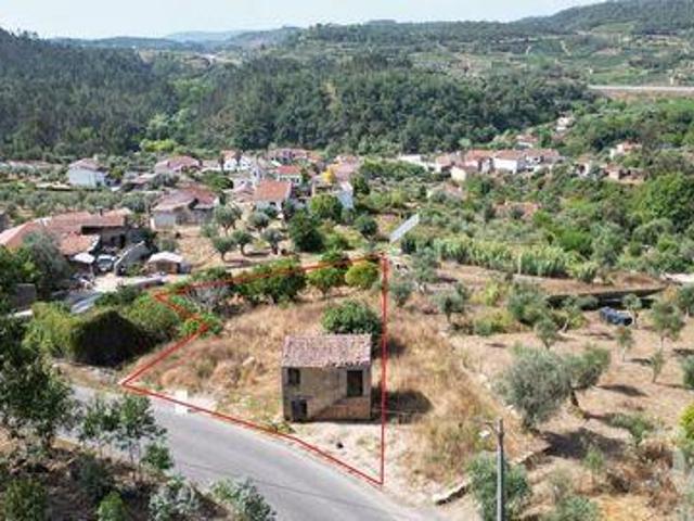 Loja venda em Lamas, Miranda do Corvo