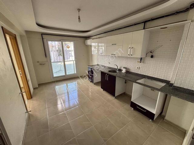 Buca, İzmir içerisinde kiralık mülk