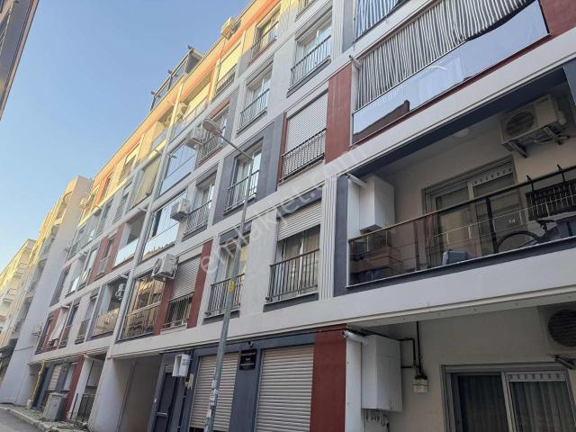Gaziemir, İzmir içerisinde satılık mülk