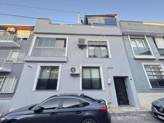 Buca, İzmir içerisinde satılık Bina