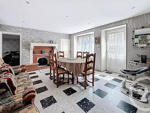 Maison vente à Dijon, Mirebeau-sur-bèze